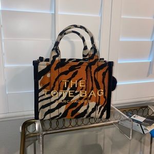 Marc Jacobs Tiger tote bag